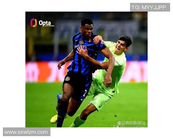 足球明星穿着7号球衣的精彩瞬间与背后的故事分享