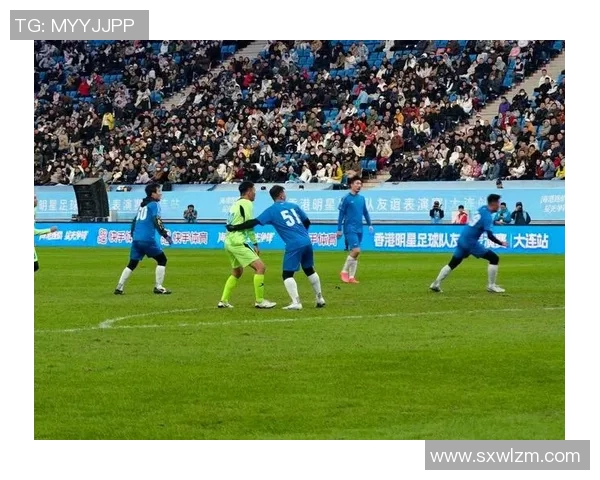 香港足球明星队成员精彩回顾与赛场瞬间重温